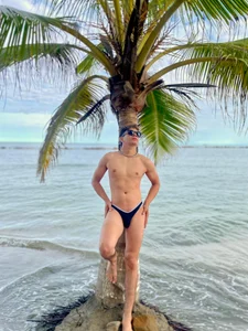 RobinLenoxx: I love the becah ( 6 фото)