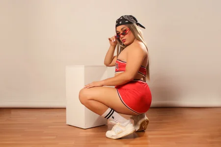 Pamela_di_angelo Naughty in Red Poză 4