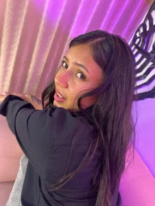 KamyGlam Public Pic 5