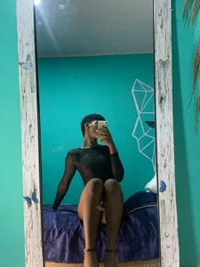 Lucca_ebony's XXX Nude Photo 5