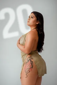 AlisonRose_ HAPPY BIRTHDAY TO ME Immagine  4