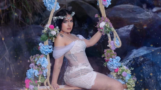 _giggy_2 Valentine's Day photo set 💖  8টি ছবি