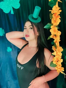 AbrilQuintana_ 🍀 Catch me if you can 💋 Pic 3