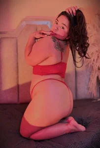 Violett_Cinnamon I put on my favorite lingerie and thought about you Pic 7