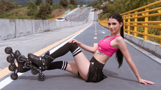 ScarletMore Roller skates ❤️  3টি ছবি