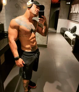 JUDSONMUFAZA Public Immagine  5