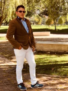 GABO_89 EJECUTIVO HOMBRE DE VALOR Foto 4