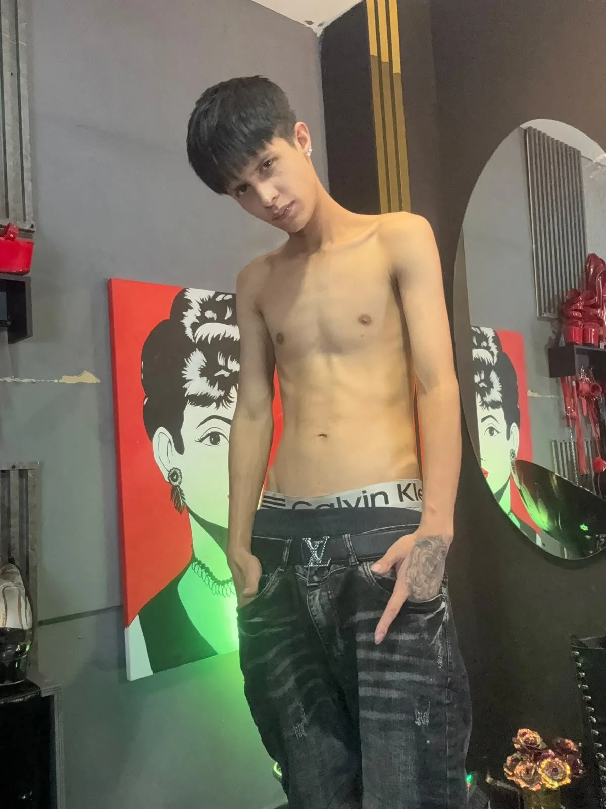 MikeHunteer immagine di tendenza 9861