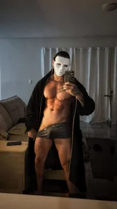 badbrown Public Pic 7