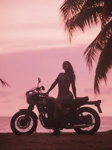 darkinkedbabe beach motorbike shoot Pic 5