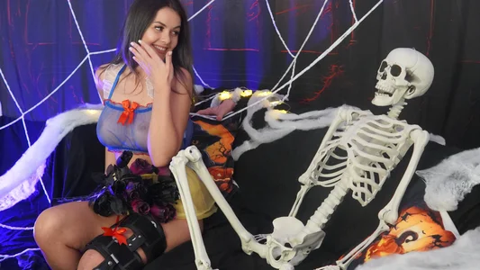 SeductiveMomのTrick or lick ?! 🎃の 6枚の写真