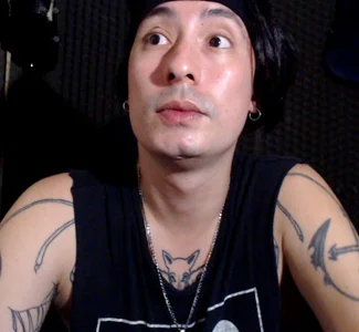 Zdjęcia vampireathome Public:  7