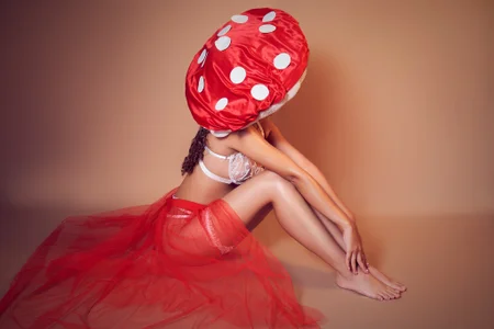 NiaVelvet_ Halloween 👻🍬🎃 Pic 2