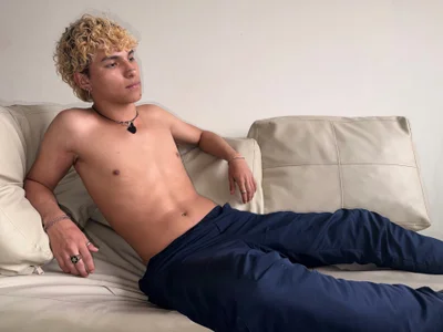 Public de noah_beck  Imagens