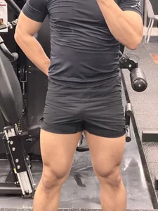 jmoonggg 노팬티로 운동하기 টি ছবি