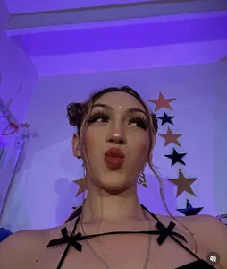 Me in normal day de linda_moralesss  7 Imagens