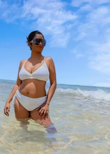 LillyLive: Public ( фото)