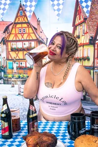 Natasha_699 Oktoberfest Foto 3