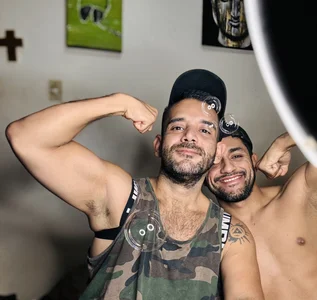 kevinbolena ABRAHAM AND KEVIN KINKINESS Foto 2