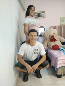 Dylan_and_Kim Public Hình 3