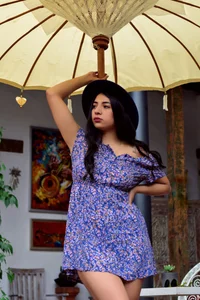 Isabela_Coleman cute and beautiful Pic 2