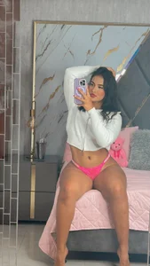 sarayofficialのPublicの 4枚の写真