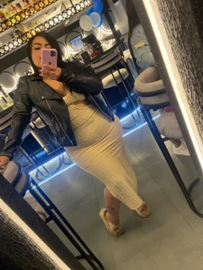 kyana_cream How does the brown color look on me?☕ Pic 4