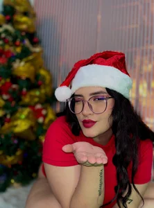 maddie-and-chelsea- 🎅🏻❤️XMAS MADDIE🎅🏻❤️ Pic 7