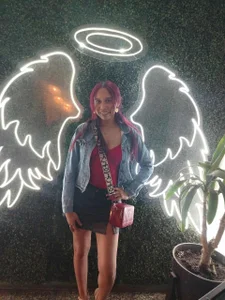 VACATION de emma-19-  4 Imagens