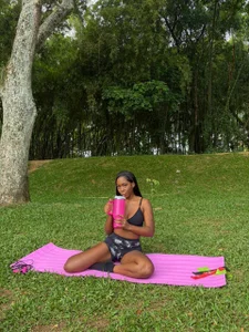 MILA_ROE Sun, movement and good vibes. 🌞 Fotka 3