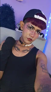 andrew_uwu_ kullanıcısının Hi albümü -  3 fotoğraf