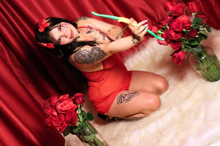 CandyKane06_: I am Your best Valentine's date❤️🥰😘 ( 2 фото)