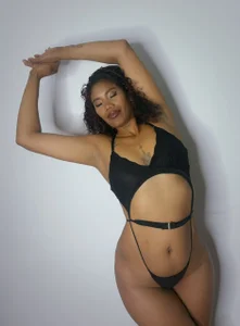 khatiusca_ NEW Pic 2