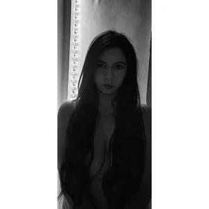 Megan_Roouse make me happy Pic 3