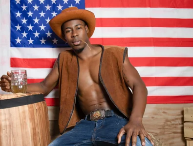 Lil_Curved July 4th 🤠 Independence Pic 3