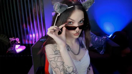 BratzieDarsie You are very sunny, so I need glasses^^ Foto 3