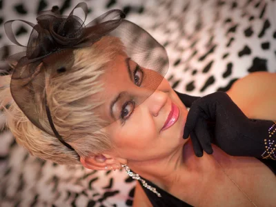 HotandMature Public Foto