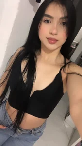 MilanMoon_ New Temptation 🔥  2টি ছবি