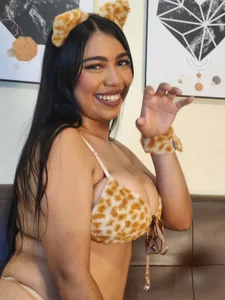 ScarlettSantos Public รูป  2