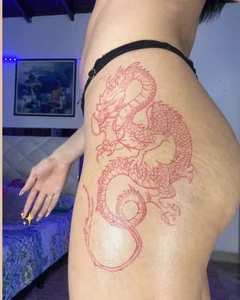 aryanasexx My first tattoo 🐉 টি ছবি