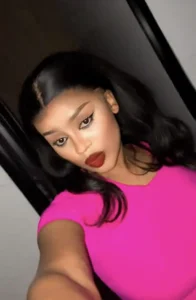 Amberr_Roose Public Pic 3