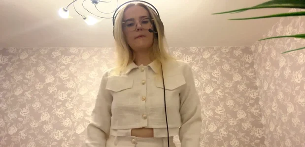 ElmiraGildea my dress is very sexy Pic 5