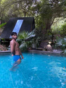 Emmet_CollinsJS Enjoying my time Εικόνα