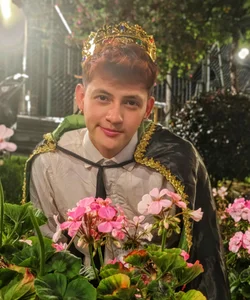 GabyThoms Halloweeen 🎃😇 Pic