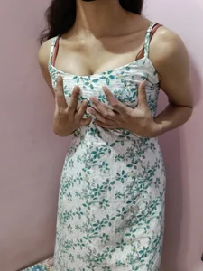 young-husband_wife's photo