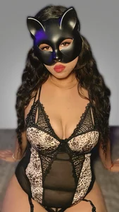 nenalayla Public Poză 6