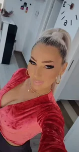 BlueEyesDesire Public Pic 4