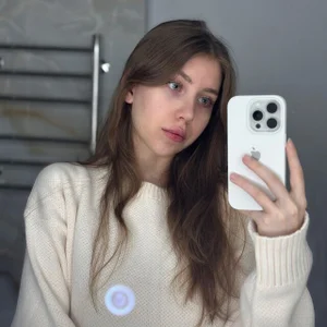 CassondraSaddat Trying to be sexy Pic