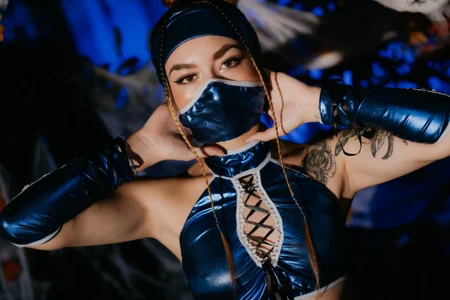 AmbarSantany Kitana💙🤍 Immagine  7