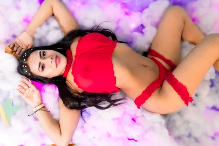 samy_anderson in the clouds, with you Pic 6